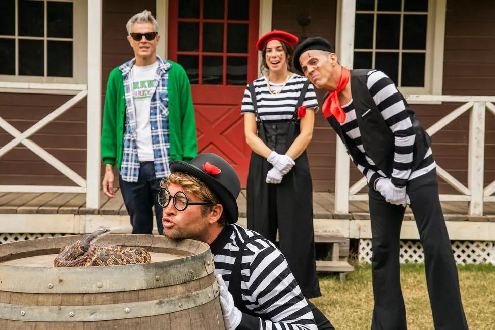 Meet the New Cast Members in ‘Jackass Forever’ Featurette