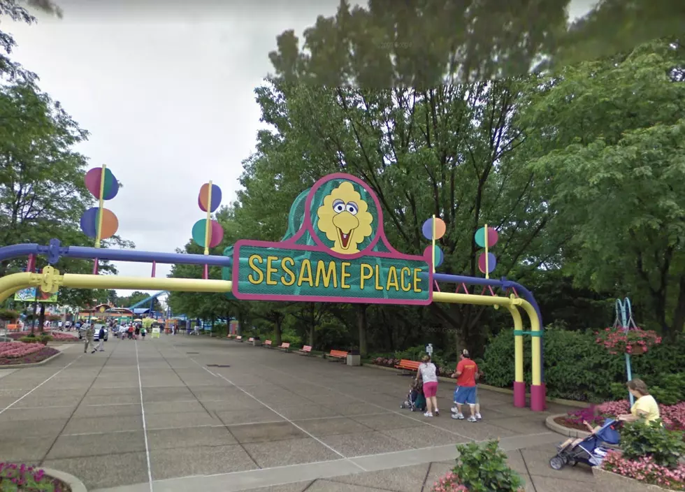 Elmo’s Eggstravaganza Easter Celebration Starts March 27 With New Experiences