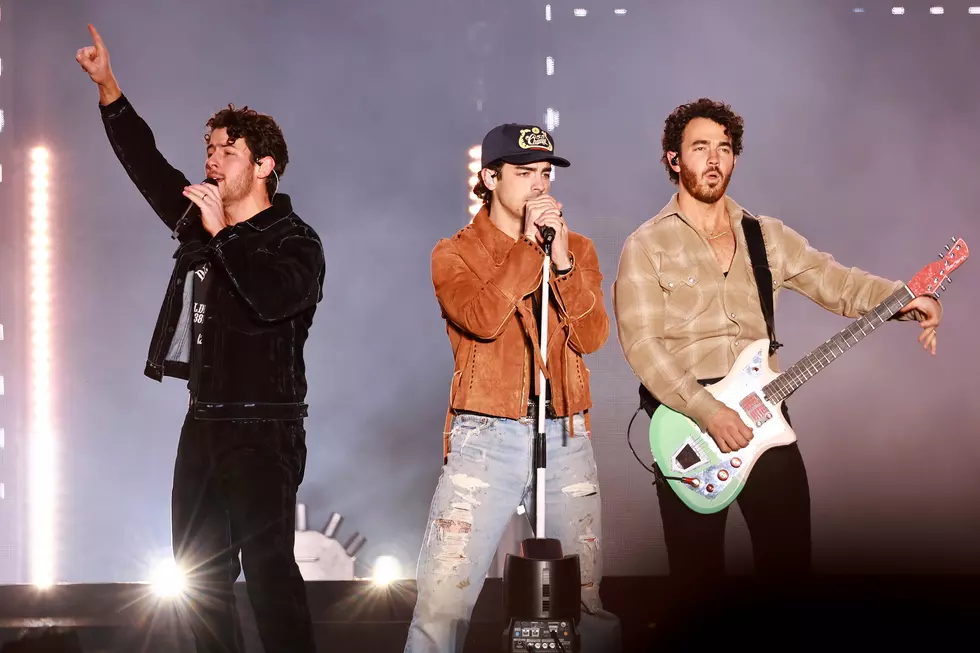 AT&T Playoff Playlist Live