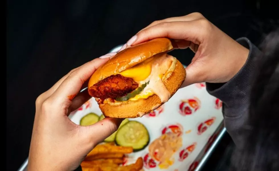Popular Chicken Chain Opens Second Bucks County Location in Warminster, PA